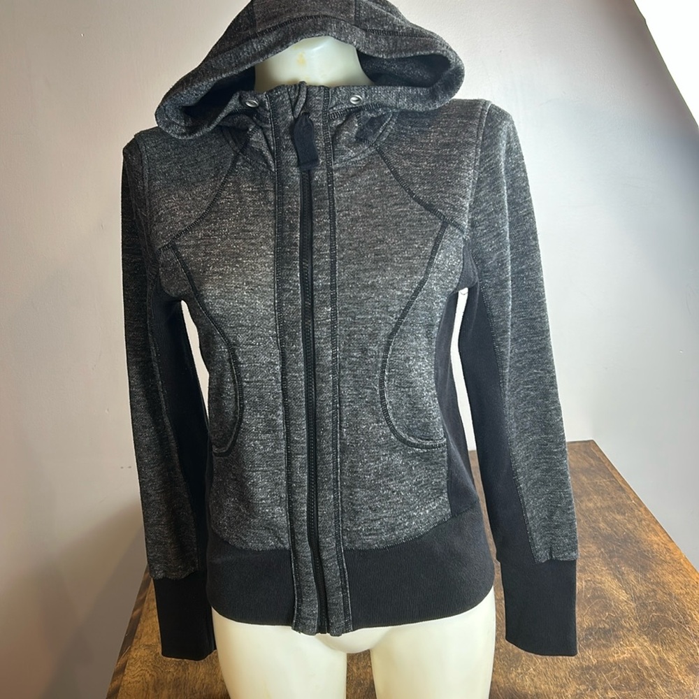 Love Tree Women's Gray Black Full Zip Up Hoodie Jacket - Size Large